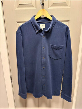 Surfside Supply Long Sleeve Button Down in Blue